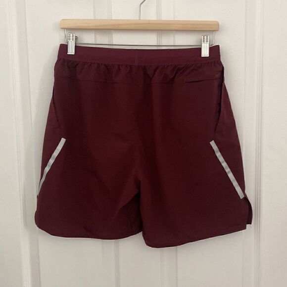 Nike Dri Fit Shorts Maroon Burgundy Womens Size S/M - Picture 2 of 5